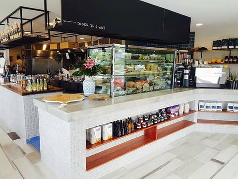 Eastwood's Deli And Cooking School - Holiday Sunshine Coast 0