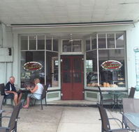 Gundagai Bakery - Sunshine Coast Tourism