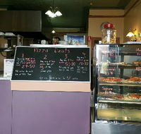 Mal's Pizza Bite - Sunshine Coast Tourism