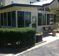 Poplar Caravan Park  Harry's Snack Shack - Holiday Sunshine Coast