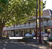 Royal Hotel Restaurant - Holiday Sunshine Coast