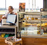 South West Cafe - Holiday Sunshine Coast