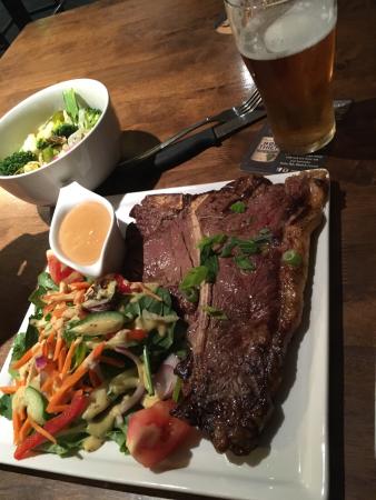 The Family Hotel - Holiday Sunshine Coast 0