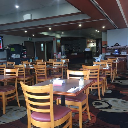 Bourke Bowling Club Chinese Restaurant - Holiday Sunshine Coast 0