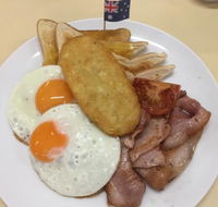 Coolabah Tree Cafe Roadhouse at Coles Express - Holiday Sunshine Coast