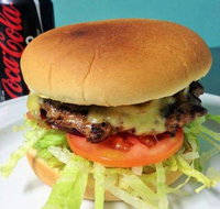 Leeton Tourist Supermarket - Holiday Sunshine Coast