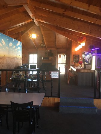 Nobby's Bar - Sunshine Coast Tourism 0
