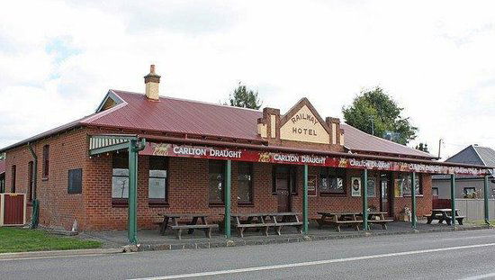 Spring Hill NSW Holiday Sunshine Coast