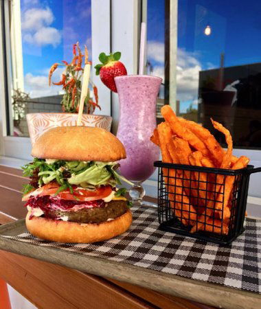 Skinnys - Sunshine Coast Tourism 0