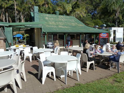 Stanwell Park Beach Kiosk - Sunshine Coast Tourism 0