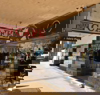 White Rose Cafe - Holiday Sunshine Coast