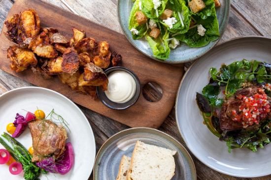 Symonston ACT Holiday Sunshine Coast