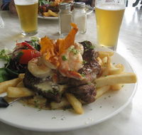 The Heritage Hotel Bistro - Holiday Sunshine Coast