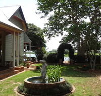 The Old Bank Gladstone - Holiday Sunshine Coast