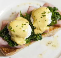 Box Diner Cafe - Holiday Sunshine Coast