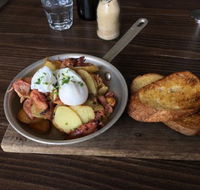 EQ Cafe - Holiday Sunshine Coast