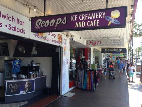 Scoops Ice Creamery And Cafe - Sunshine Coast Tourism 0