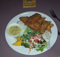 Stuart's Point Tavern - Sunshine Coast Tourism