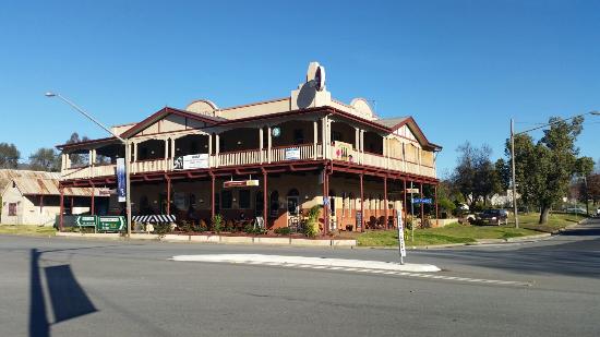 Adelong NSW Holiday Sunshine Coast