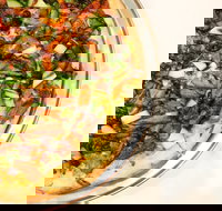 6's Pizza  Pasta - Holiday Sunshine Coast