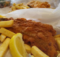 Burleigh Heads Fishmongers - Sunshine Coast Tourism