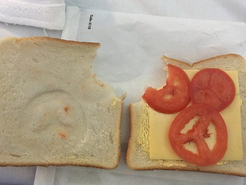 Cafe Zouki - Sunshine Coast Tourism 0