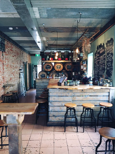 Cantina Sociale - Sunshine Coast Tourism 1