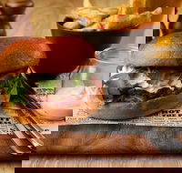 Eltham Hotel Bistro - Holiday Sunshine Coast