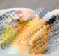 Fishy But Nice 2 - Springwood - Sunshine Coast Tourism