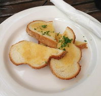 Oaks Brasserie and Yarralumla Gallery - Holiday Sunshine Coast