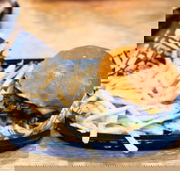 Oscy's Burgers - Sunshine Coast Tourism