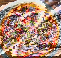 Pizza E Vino - Sunshine Coast Tourism