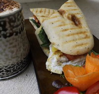 The Juice Kitchen Cafe - Holiday Sunshine Coast