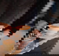 Beehive Hotel - Holiday Sunshine Coast