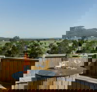Constable Estate Vineyard - Holiday Sunshine Coast