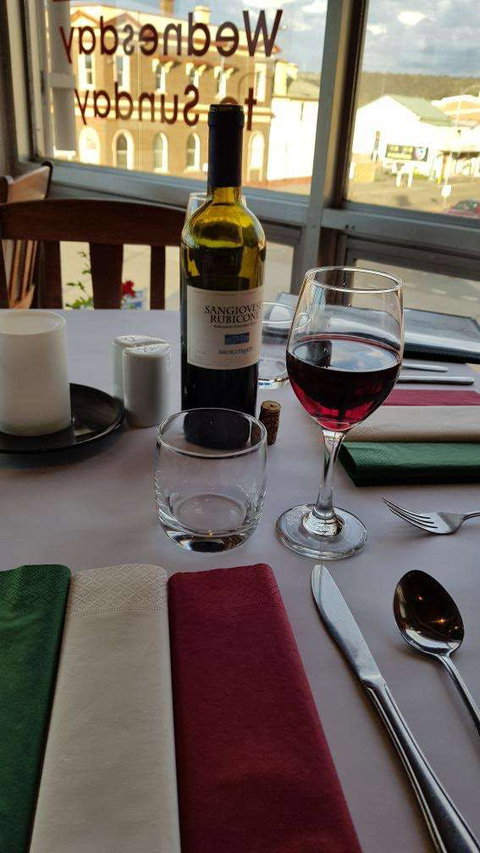 La Casa Italian Restaurant - Holiday Sunshine Coast 0