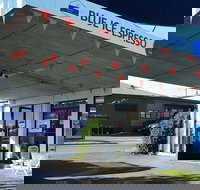 The Low Road Cafe - Holiday Sunshine Coast