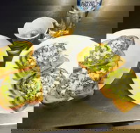 Beaumaris Charcoal Chicken - Sunshine Coast Tourism