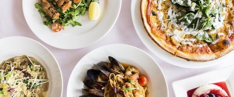 Hala's Cafe - Sunshine Coast Tourism 0