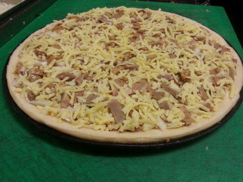 Hungry Oz Pizza - Holiday Sunshine Coast 0