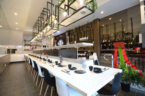 Modern Hotpot - Sunshine Coast Tourism 0