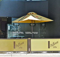 Ree'Philz Caf - Holiday Sunshine Coast