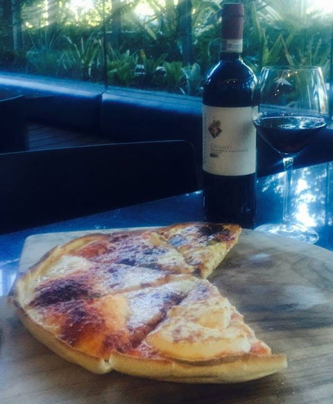 Trattoria Amici Italian Restaurant - Holiday Sunshine Coast 0
