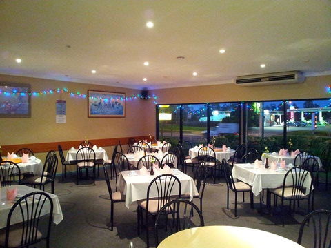 Warner Seafood Chinese Restaurant - Holiday Sunshine Coast 0