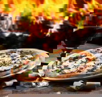 Winmalee Pizza - Sunshine Coast Tourism