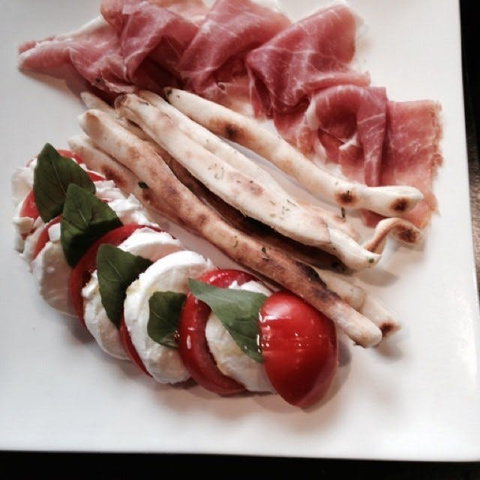 3 Addictions - Sunshine Coast Tourism 0