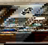 Carvery  Seafood - Holiday Sunshine Coast