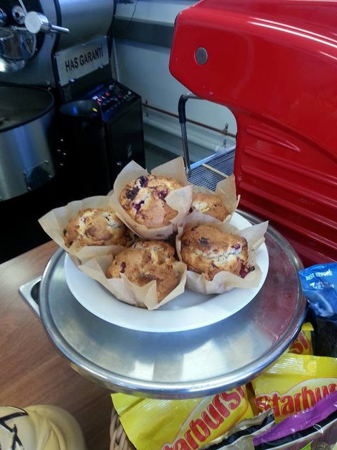 Hillbilly Snack Bar - Holiday Sunshine Coast 0