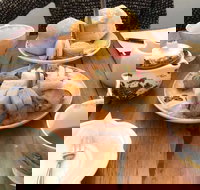 Pinki Pinki Tea - Holiday Sunshine Coast