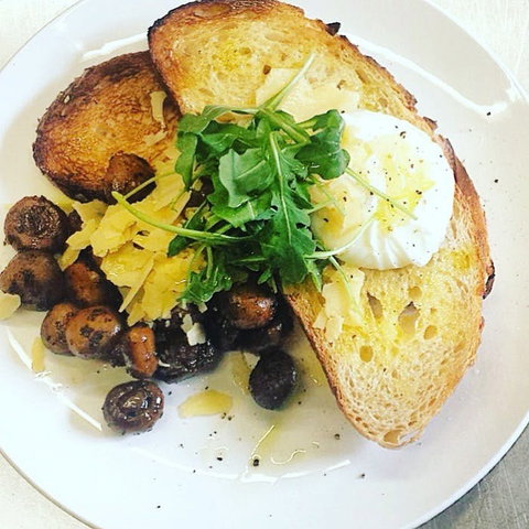 The Reserve Cafe - Holiday Sunshine Coast 0